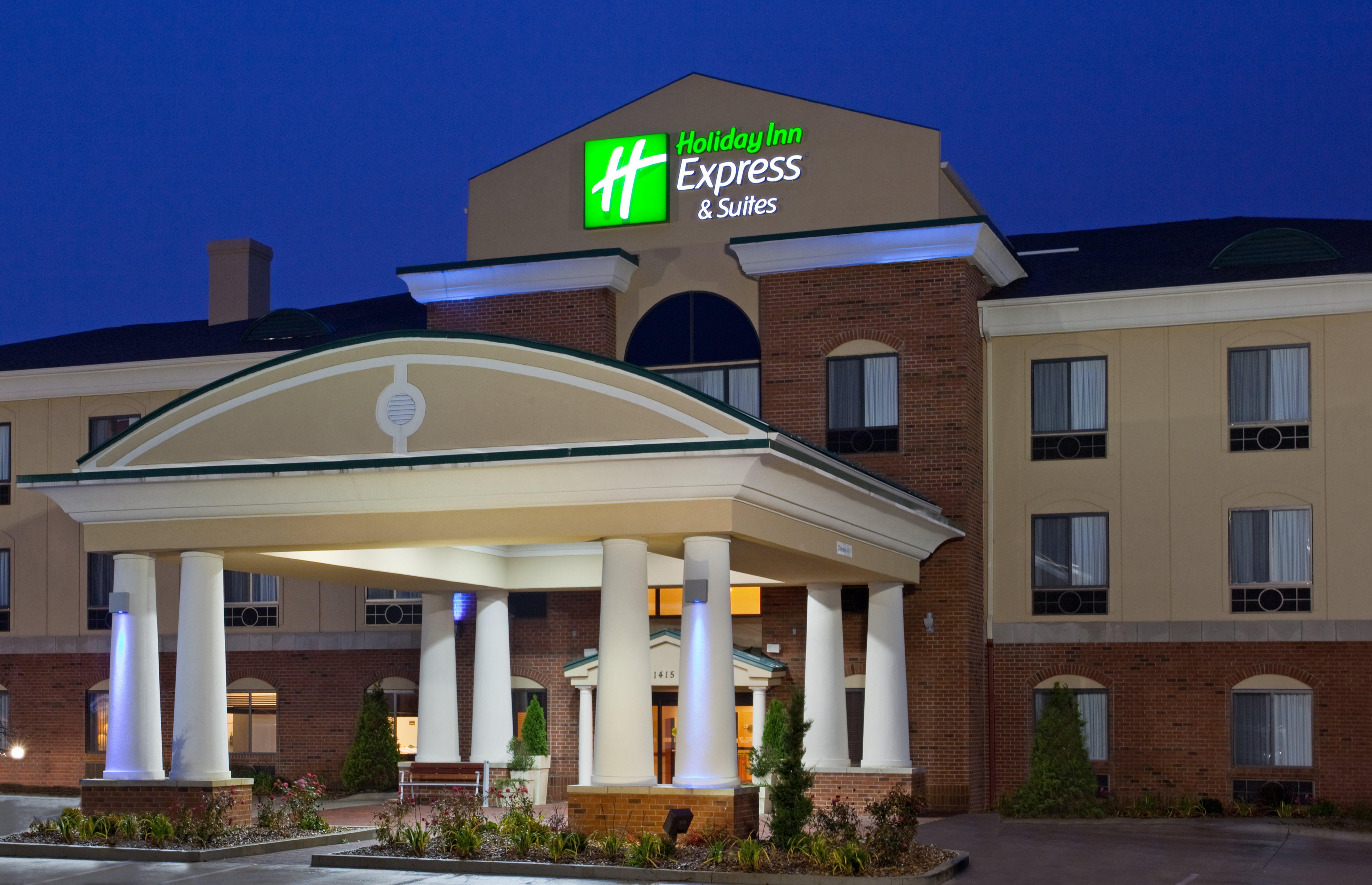 Holiday Inn Express Hotel & Suites Goshen, An Ihg Hotel Exterior foto